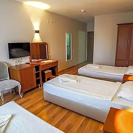 Hotel Nex Royal 4*